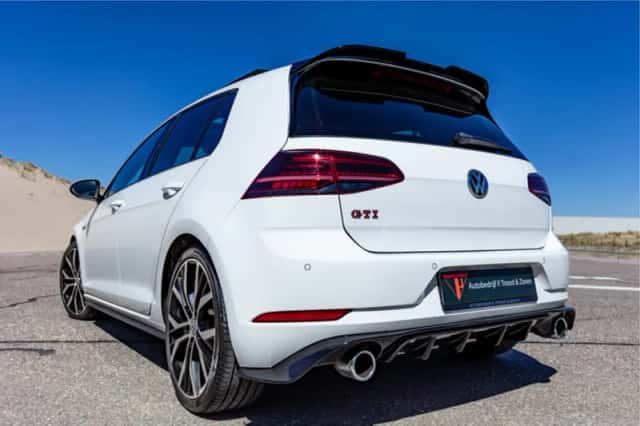 Volkswagen Golf (2019) thumbnail 4