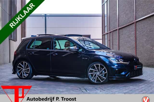 Volkswagen Golf (2019) thumbnail 1