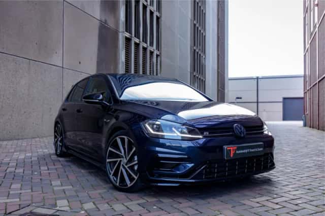 Volkswagen Golf (2019) thumbnail 3