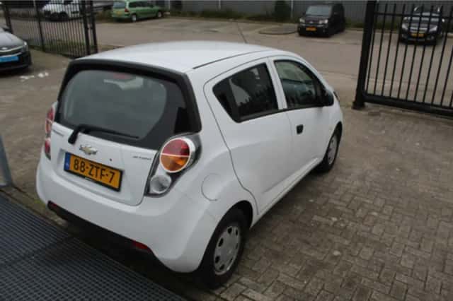 Chevrolet Spark (2013) thumbnail 6