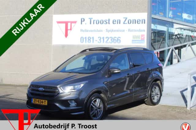 Ford Kuga (2018) thumbnail 1