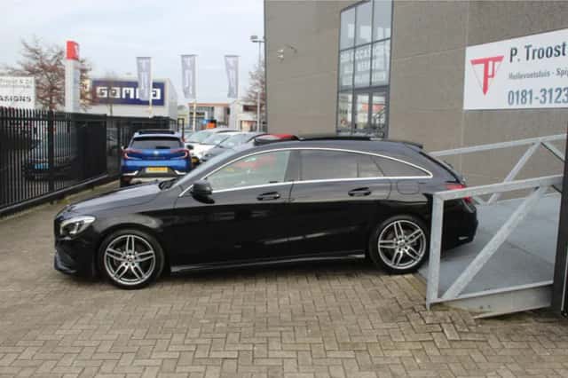 Mercedes-Benz CLA-Klasse (2019) thumbnail 2