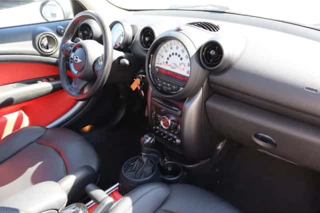 MINI Countryman (2013) thumbnail 2