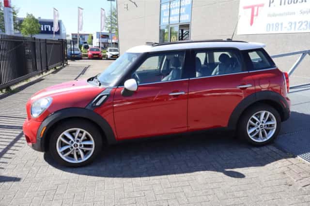 MINI Countryman (2013) thumbnail 3