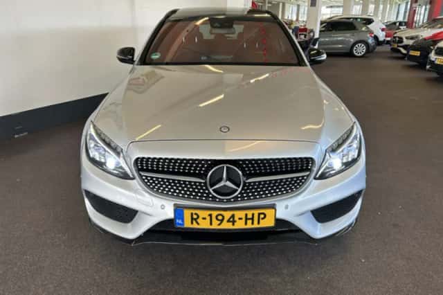 Mercedes-Benz C-Klasse (2016) thumbnail 4