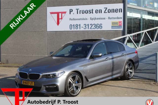 BMW 5-Serie (2018) thumbnail 1