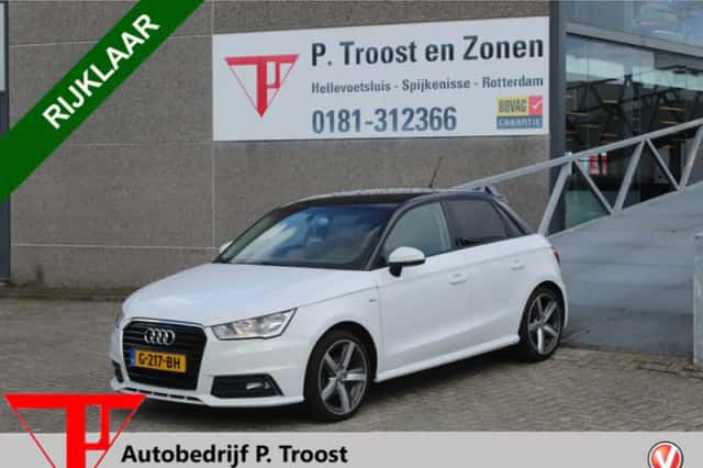 Audi A1 (2015) thumbnail 1