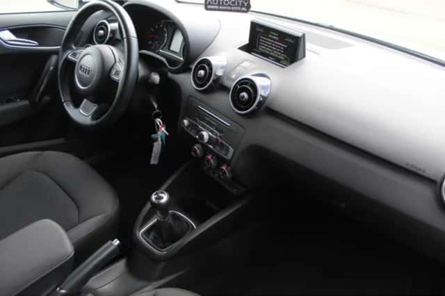 Audi A1 (2015) thumbnail 2