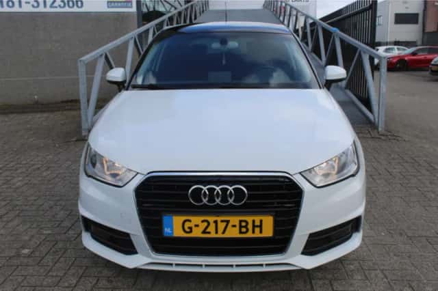 Audi A1 (2015) thumbnail 6