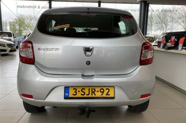 Dacia Sandero (2013) thumbnail 6