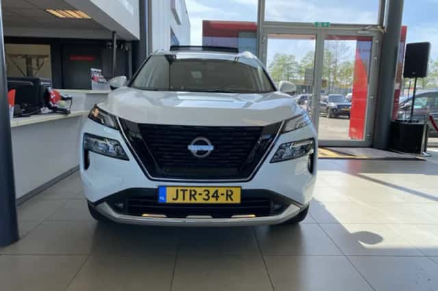 Nissan X-Trail (2025) thumbnail 2