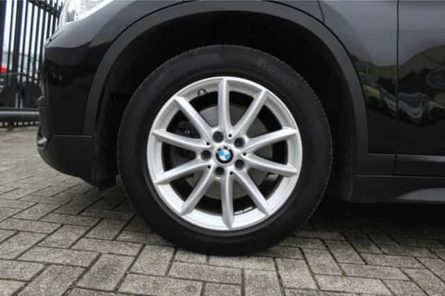 BMW X1 (2018) thumbnail 6