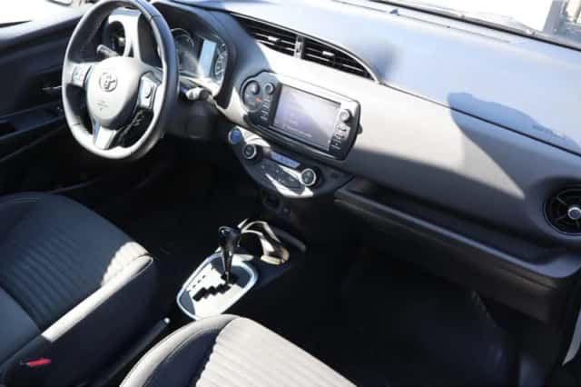 Toyota Yaris (2018) thumbnail 3