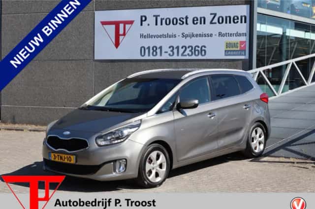 Kia Carens (2014) thumbnail 1