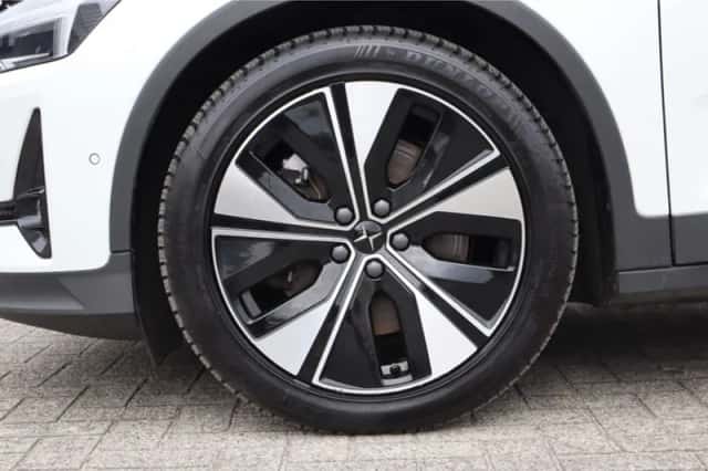 Polestar 2 (2023) thumbnail 4