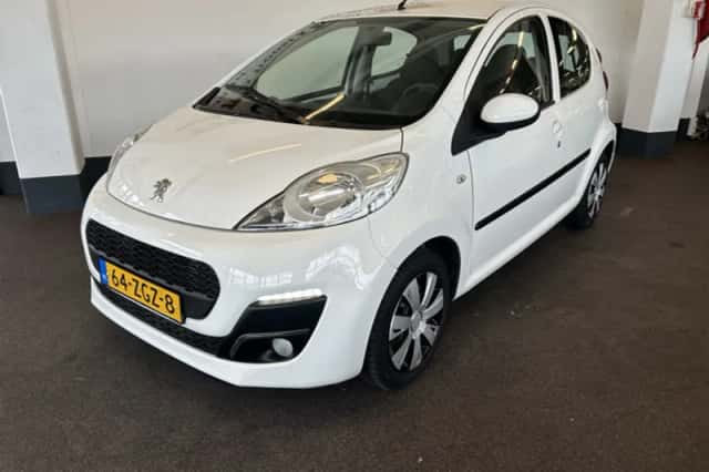 Peugeot 107 (2012) thumbnail 5