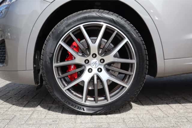 Maserati Levante (2017) thumbnail 6