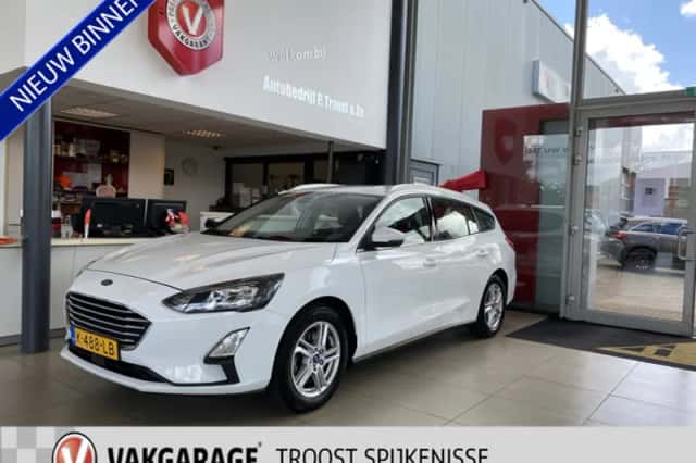 Ford Focus (2021) thumbnail 1