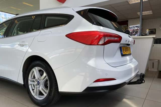 Ford Focus (2021) thumbnail 6