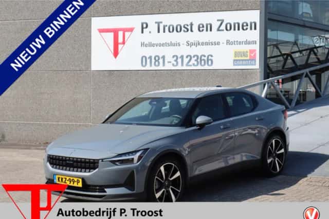 Polestar 2 (2023) thumbnail 1