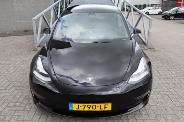 Tesla Model 3 (2020) thumbnail 5