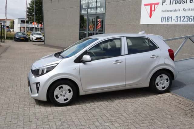 Kia Picanto (2020) thumbnail 5