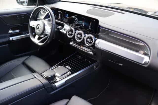 Mercedes-Benz GLB-Klasse (2021) thumbnail 2