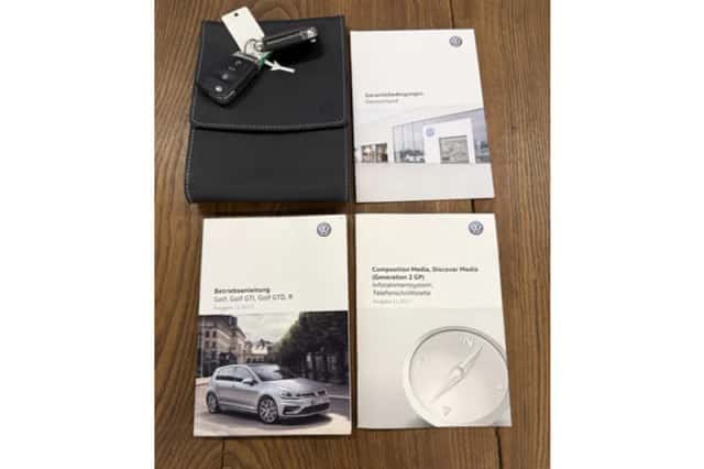 Volkswagen Golf (2018) thumbnail 3