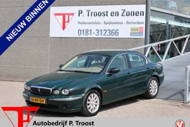 Jaguar X-Type (2001) thumbnail 1