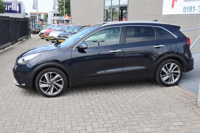 Kia Niro (2018) thumbnail 5