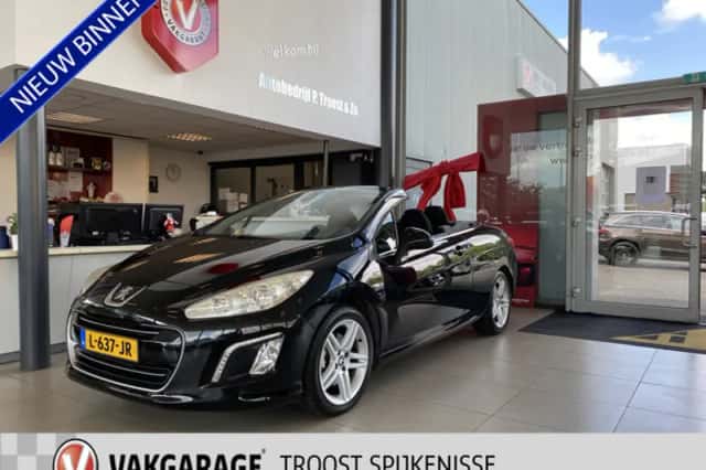 Peugeot 308 (2012) thumbnail 1