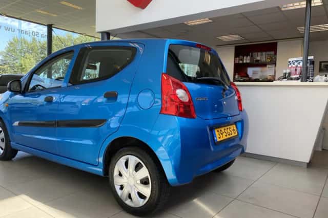 Suzuki Alto (2011) thumbnail 6