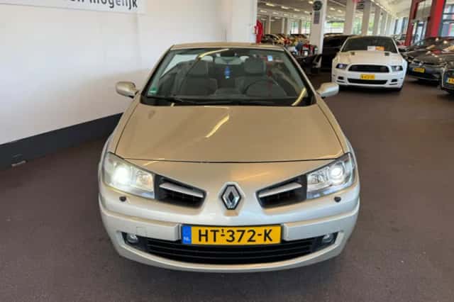 Renault Mégane (2008) thumbnail 5