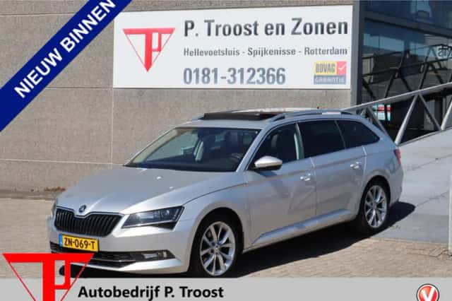 Škoda Superb (2019) thumbnail 1