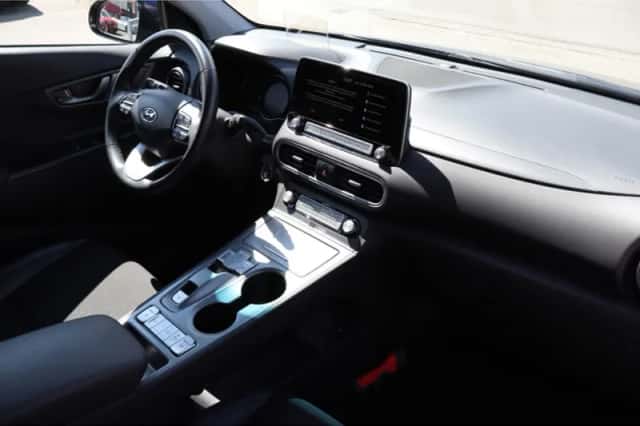 Hyundai Kona (2020) thumbnail 2