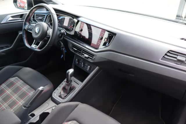 Volkswagen Polo (2020) thumbnail 2