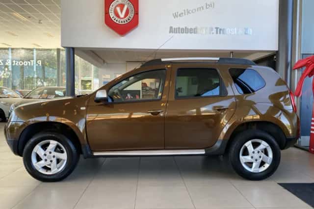 Dacia Duster (2010) thumbnail 4