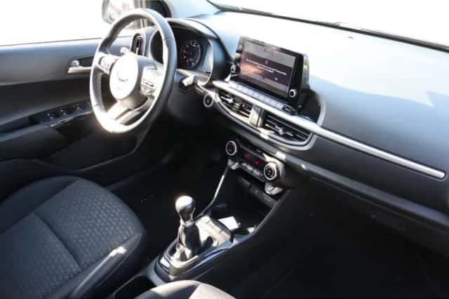 Kia Picanto (2021) thumbnail 2