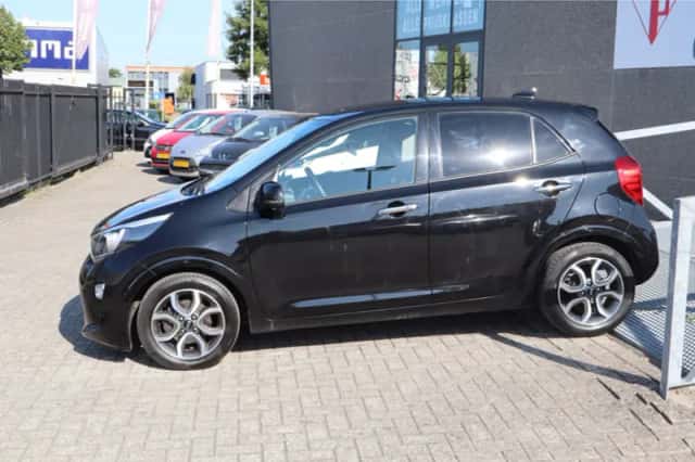 Kia Picanto (2021) thumbnail 4
