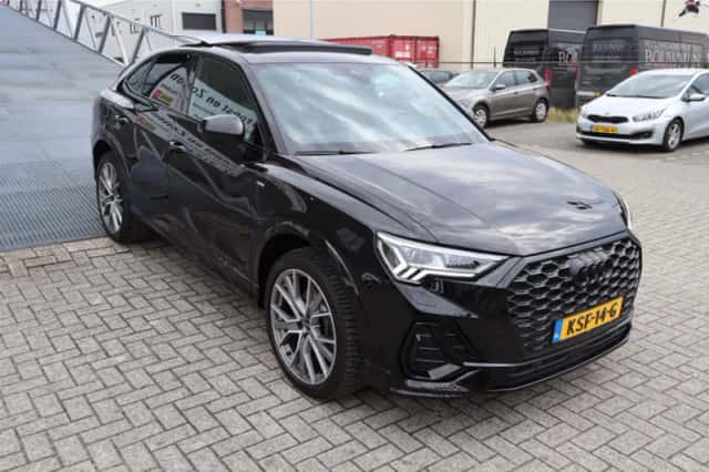 Audi Q3 (2023) thumbnail 6