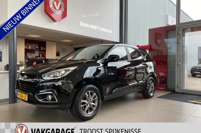 Hyundai ix35 (2015) thumbnail 1