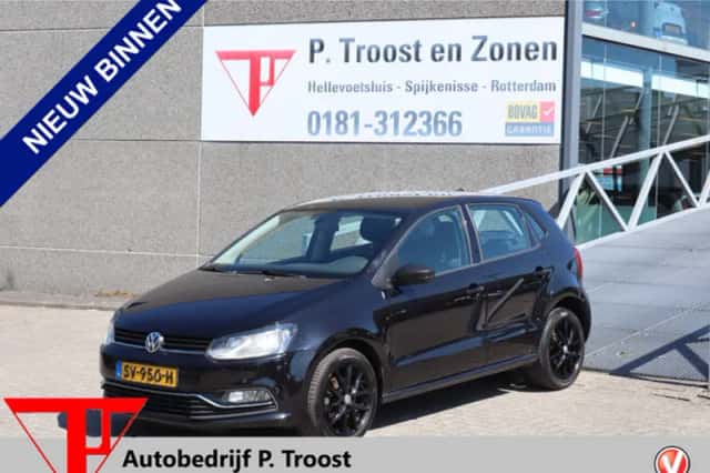 Volkswagen Polo (2016) thumbnail 1