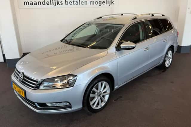 Volkswagen Passat (2012) thumbnail 6