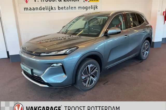Geely Starray EM-i (2026) thumbnail 1