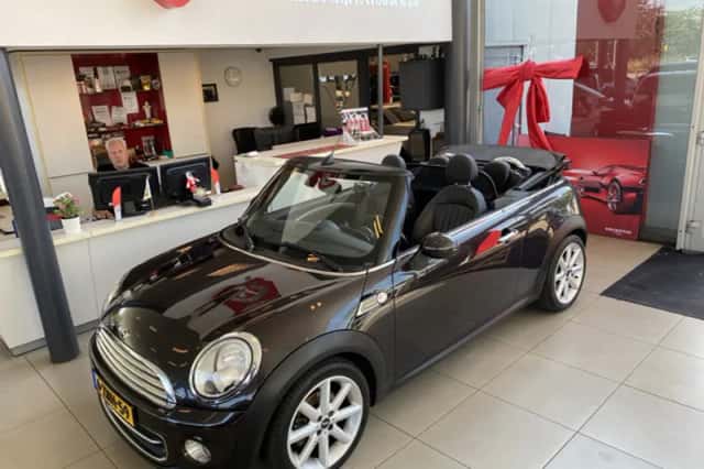 MINI Cabrio (2014) thumbnail 4
