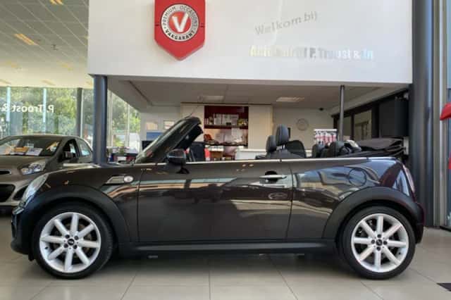 MINI Cabrio (2014) thumbnail 5