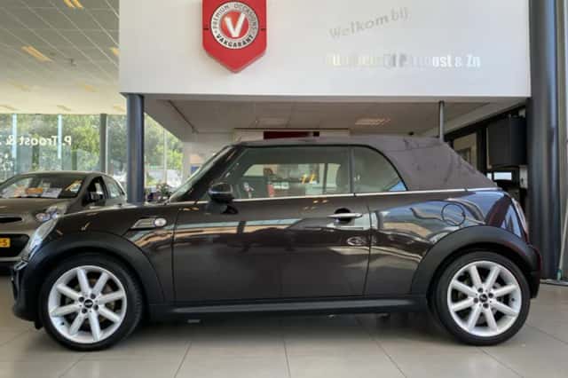 MINI Cabrio (2014) thumbnail 6