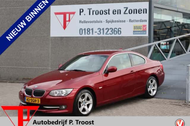 BMW 3-Serie (2011) thumbnail 1
