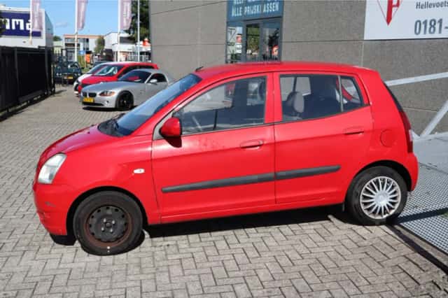 Kia Picanto (2008) thumbnail 5