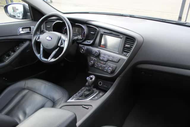 Kia Optima (2013) thumbnail 2